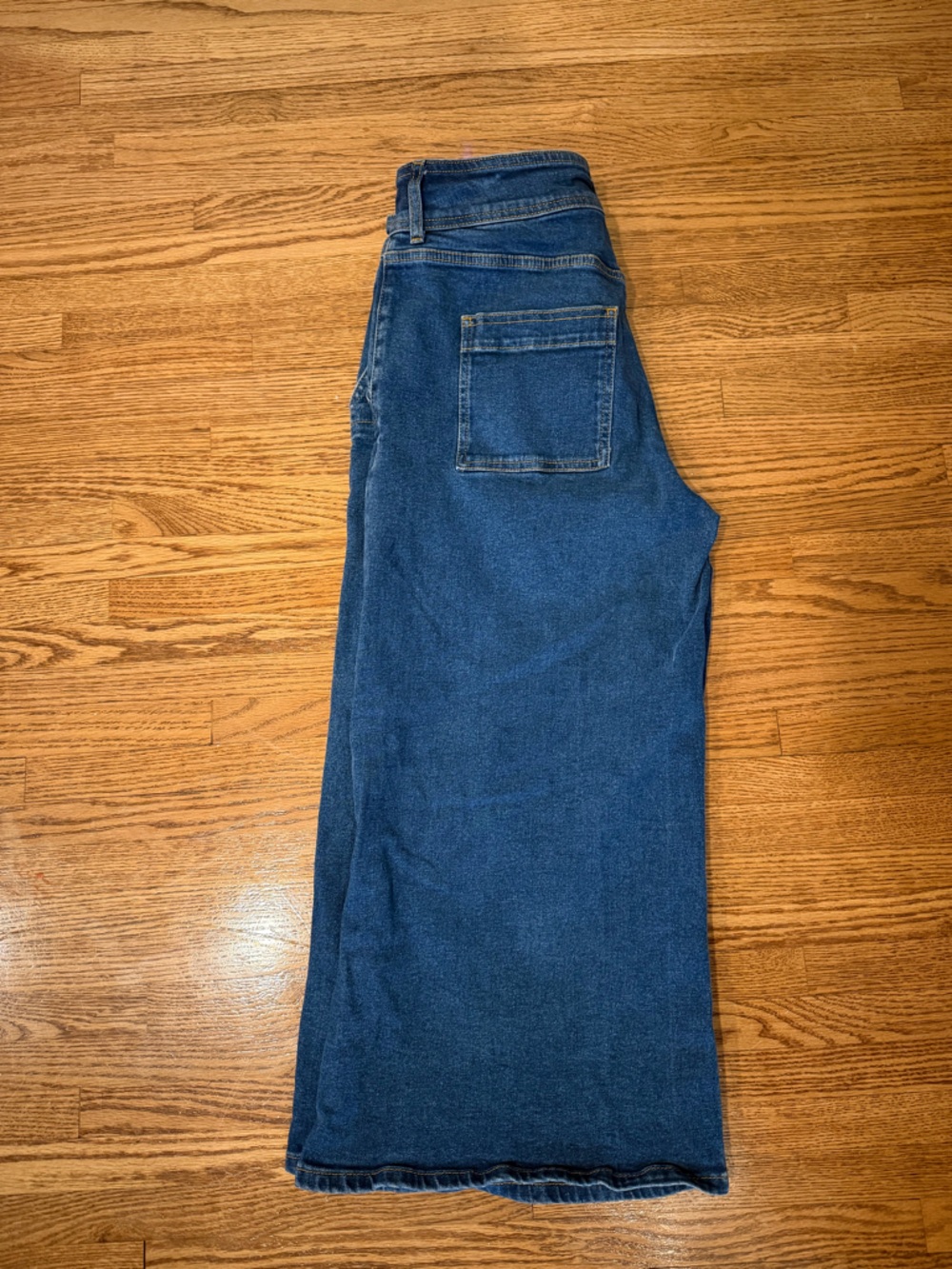 Boden High-Rise Wide-Leg Cropped Jeans - Denim Blue - Picture 2 of 5